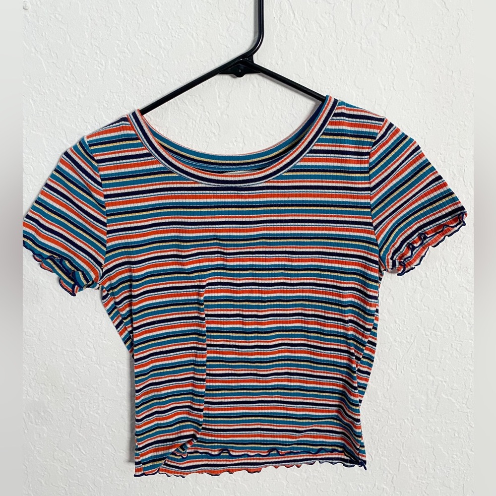 #5 W TOP - super adorable tight crop top for a spring and summer outfit!!